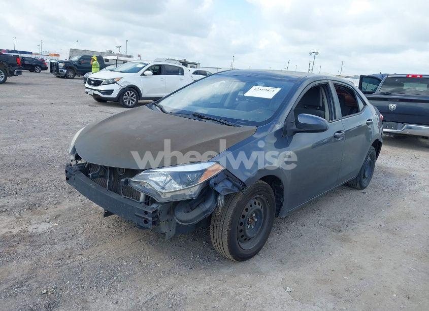 Photo 2 of 2014 Toyota Corolla L (VIN 5YFBURHE6EP158194)