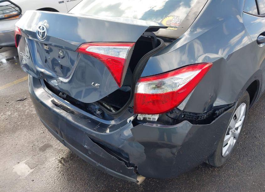Photo 17 of 2014 Toyota Corolla LE (VIN 5YFBURHE6EP160768)