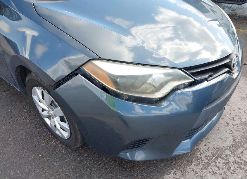 Photo 19 of 2014 Toyota Corolla LE (VIN 5YFBURHE6EP160768)