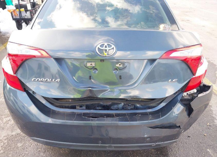 Photo 6 of 2014 Toyota Corolla LE (VIN 5YFBURHE6EP160768)