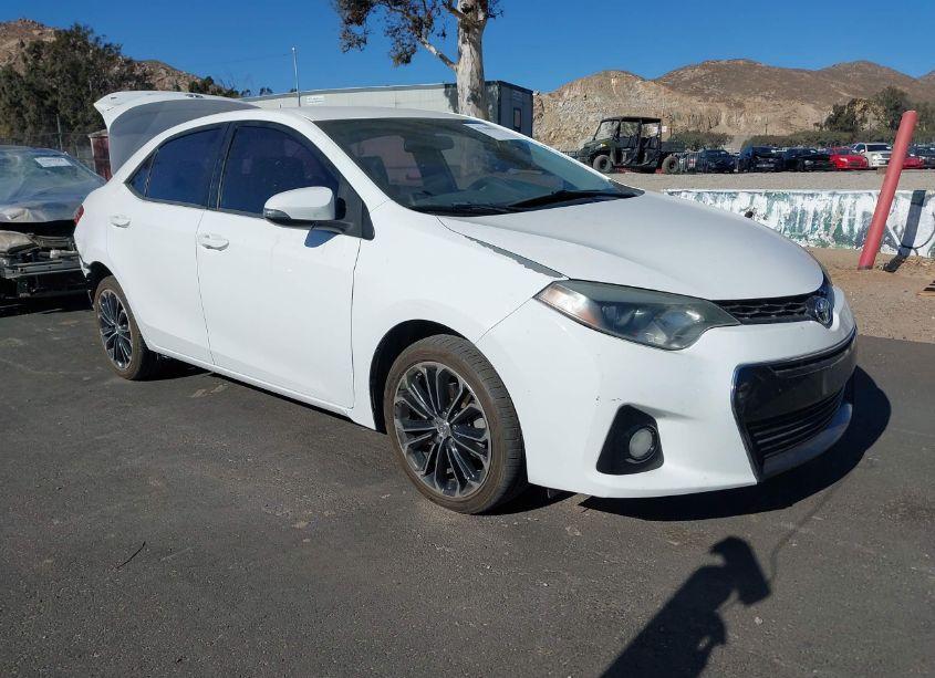 2014 Toyota Corolla S PLUS (VIN 5YFBURHE6EP176419) main photo