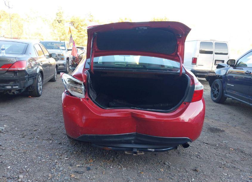 Photo 16 of 2015 Toyota Corolla LE (VIN 5YFBURHE6FP189382)