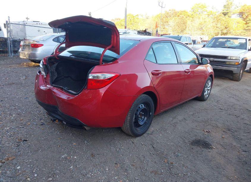 Photo 4 of 2015 Toyota Corolla LE (VIN 5YFBURHE6FP189382)