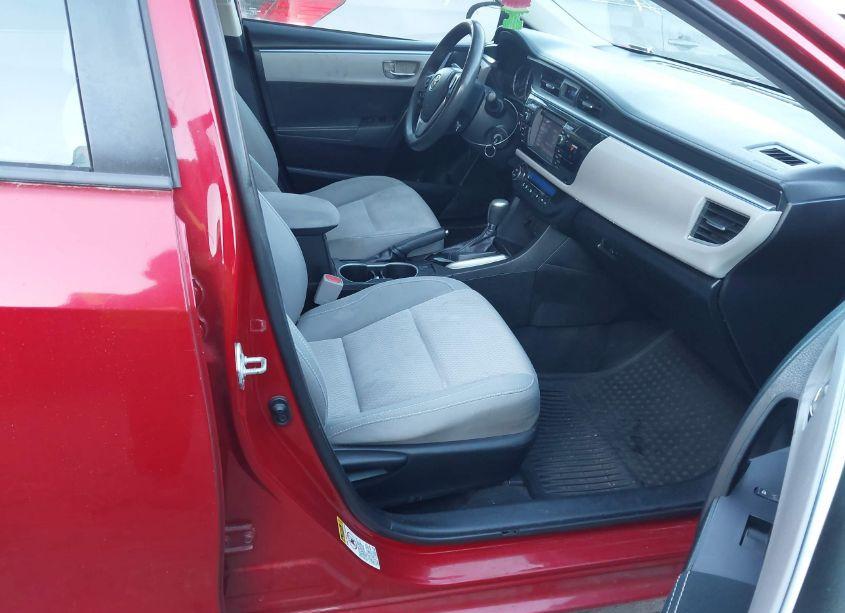 Photo 5 of 2015 Toyota Corolla LE (VIN 5YFBURHE6FP189382)