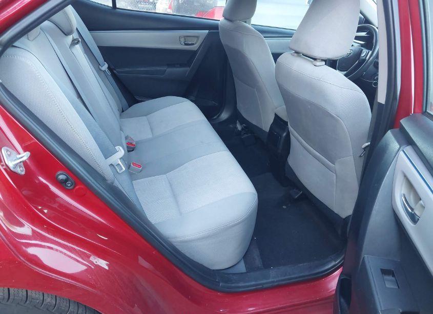 Photo 8 of 2015 Toyota Corolla LE (VIN 5YFBURHE6FP189382)