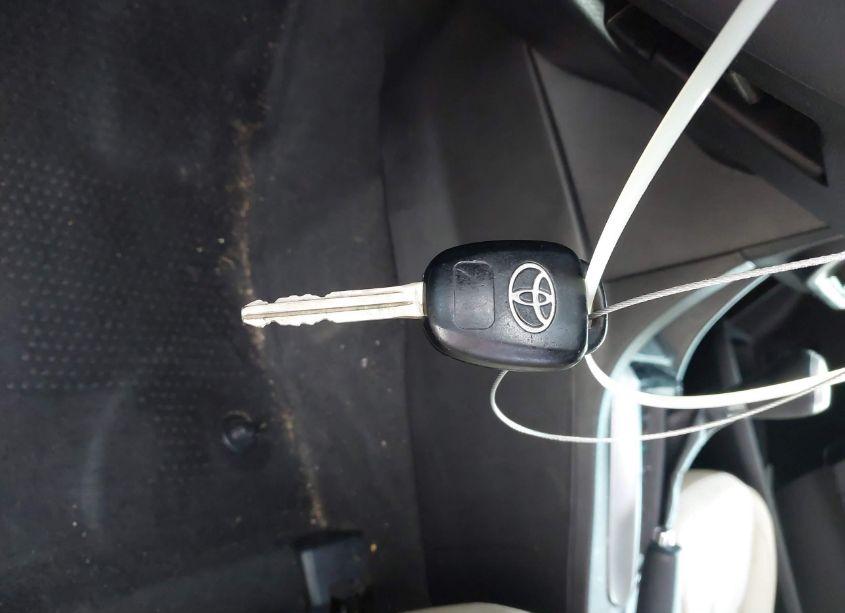 Photo 11 of 2015 Toyota Corolla LE PLUS (VIN 5YFBURHE6FP206021)