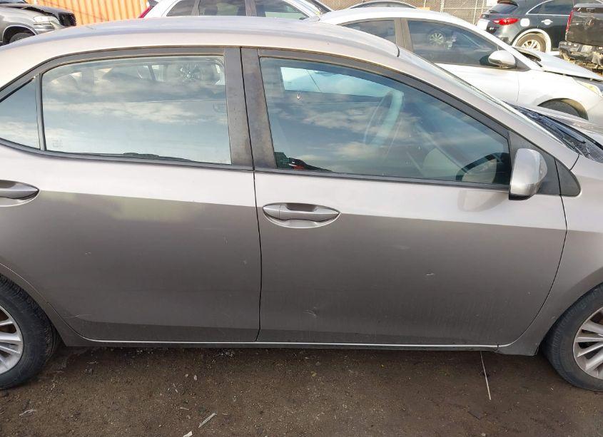 Photo 13 of 2015 Toyota Corolla LE PLUS (VIN 5YFBURHE6FP206021)