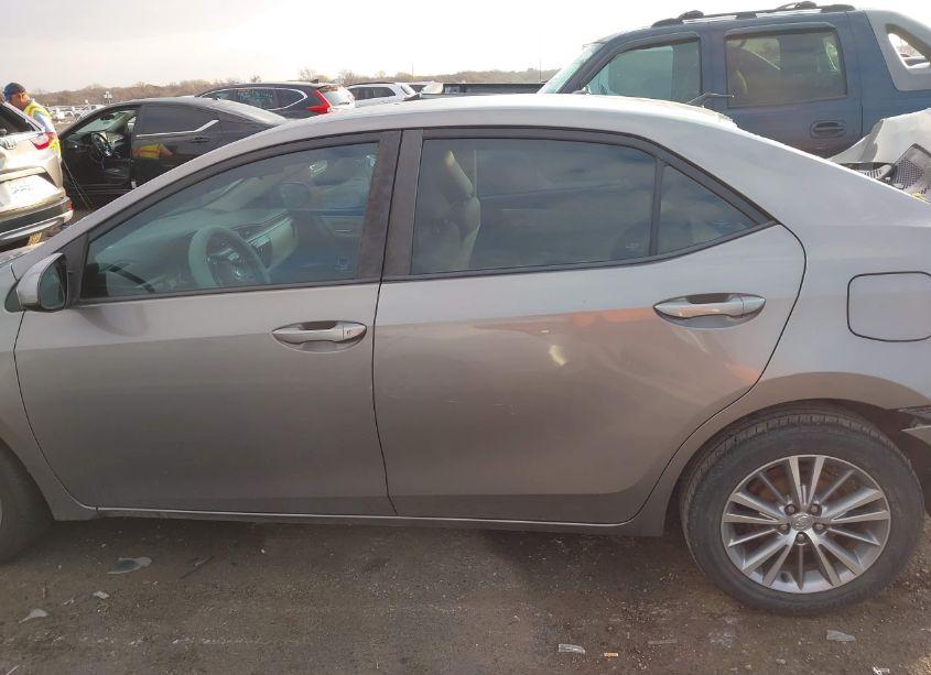 Photo 14 of 2015 Toyota Corolla LE PLUS (VIN 5YFBURHE6FP206021)