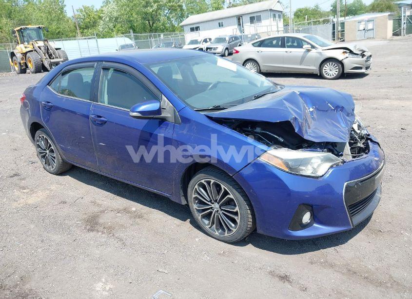 2015 Toyota Corolla S PLUS (VIN 5YFBURHE6FP218542) main photo