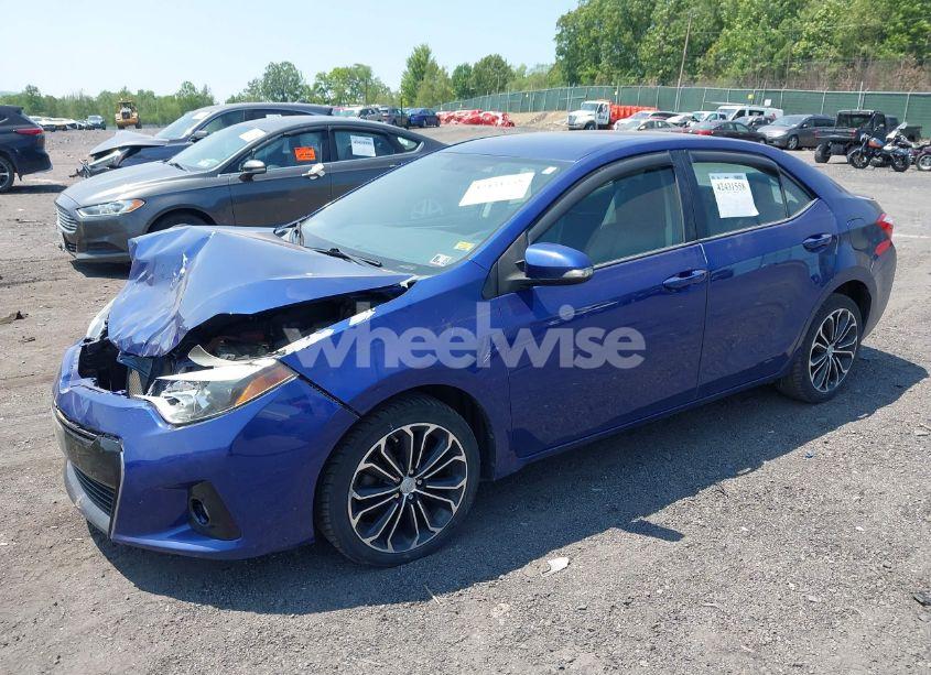 Photo 2 of 2015 Toyota Corolla S PLUS (VIN 5YFBURHE6FP218542)