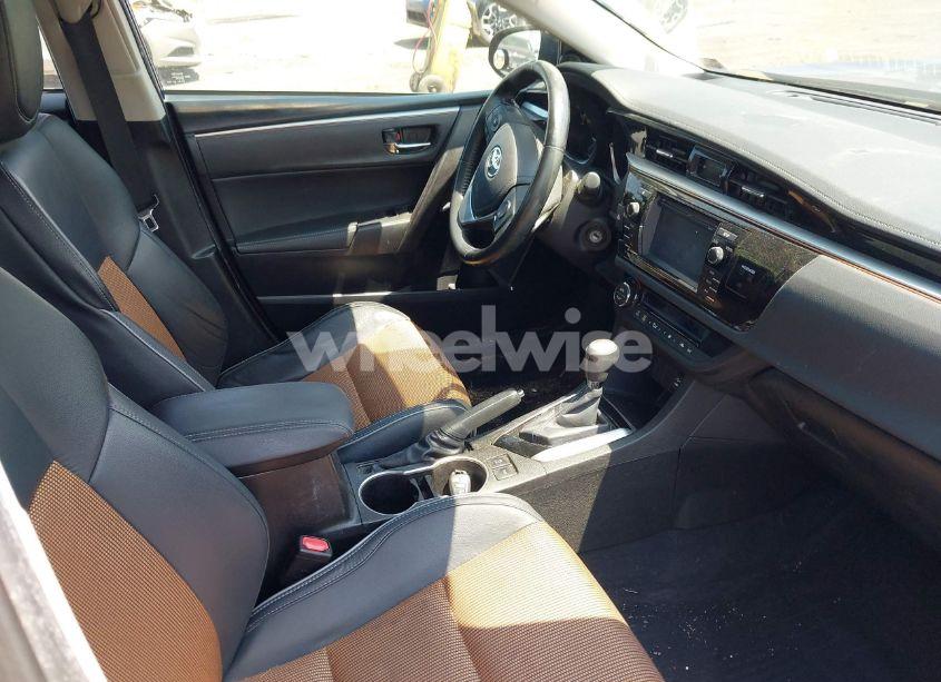Photo 5 of 2015 Toyota Corolla S PLUS (VIN 5YFBURHE6FP218542)