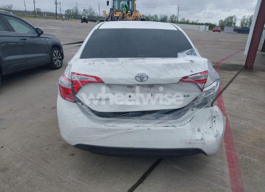 Photo 17 of 2015 Toyota Corolla LE (VIN 5YFBURHE6FP220968)