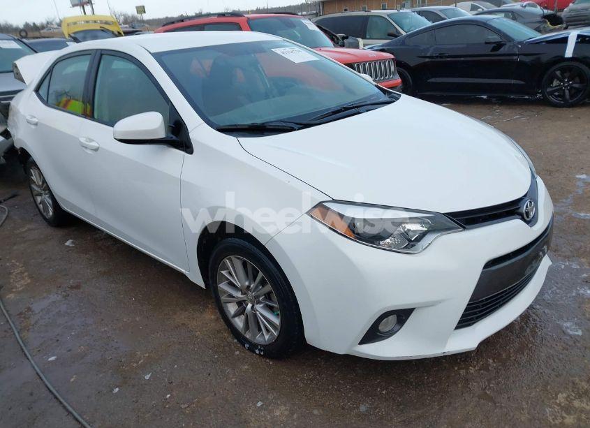 2015 Toyota Corolla LE PLUS (VIN 5YFBURHE6FP224373) main photo