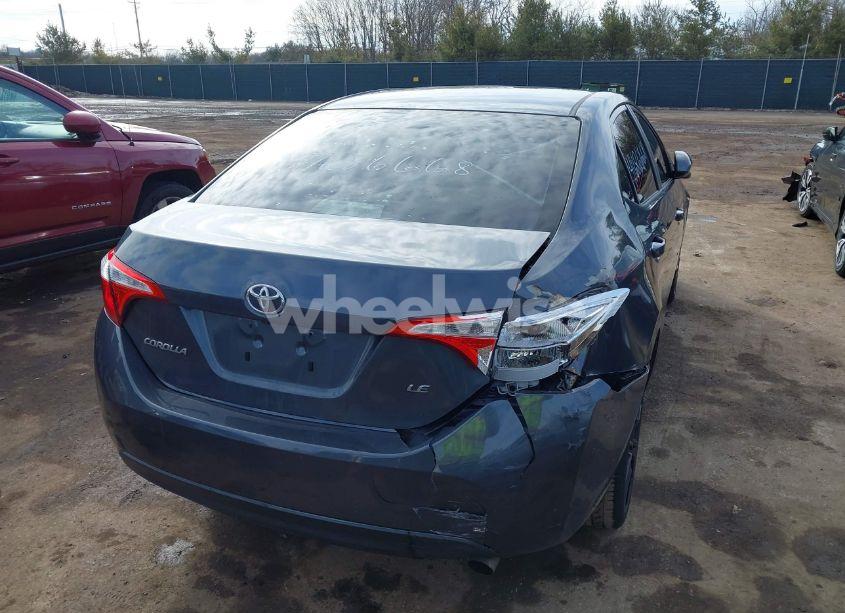 Photo 4 of 2015 Toyota Corolla LE (VIN 5YFBURHE6FP246647)