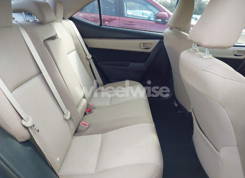 Photo 8 of 2015 Toyota Corolla LE (VIN 5YFBURHE6FP246647)