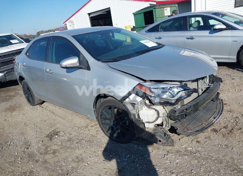 2015 Toyota Corolla S PLUS (VIN 5YFBURHE6FP246972) main photo