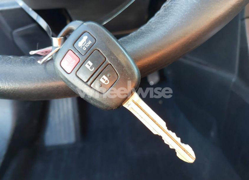 Photo 11 of 2015 Toyota Corolla S PLUS (VIN 5YFBURHE6FP246972)