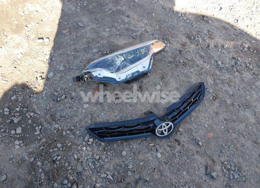 Photo 12 of 2015 Toyota Corolla S PLUS (VIN 5YFBURHE6FP246972)