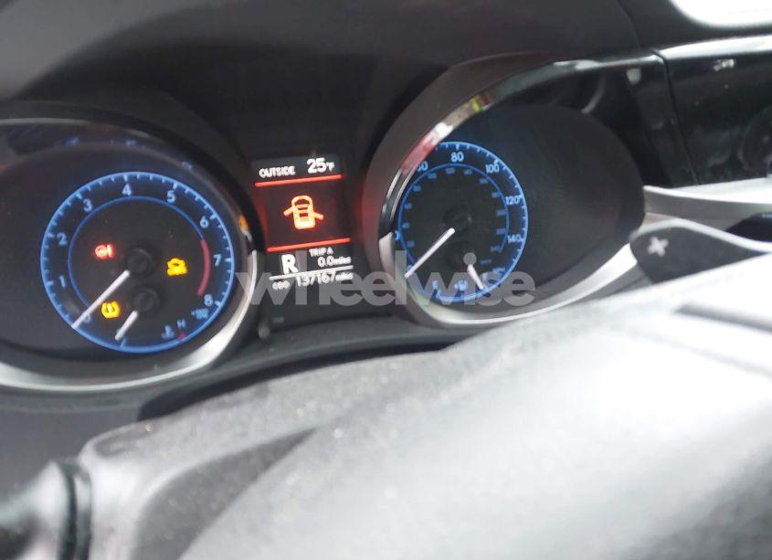 Photo 7 of 2015 Toyota Corolla S PLUS (VIN 5YFBURHE6FP248821)