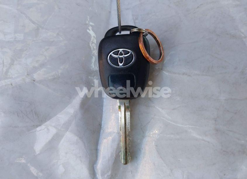 Photo 11 of 2015 Toyota Corolla L/LE/LE PLUS/LE PREMIUM/S/S PLUS/S PREMIUM (VIN 5YFBURHE6FP258670)