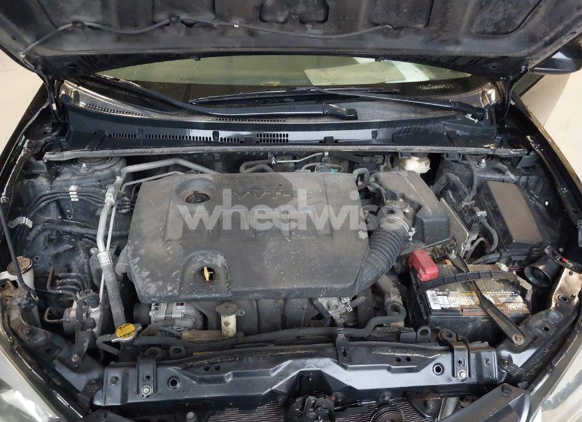 Photo 10 of 2015 Toyota Corolla LE (VIN 5YFBURHE6FP261309)