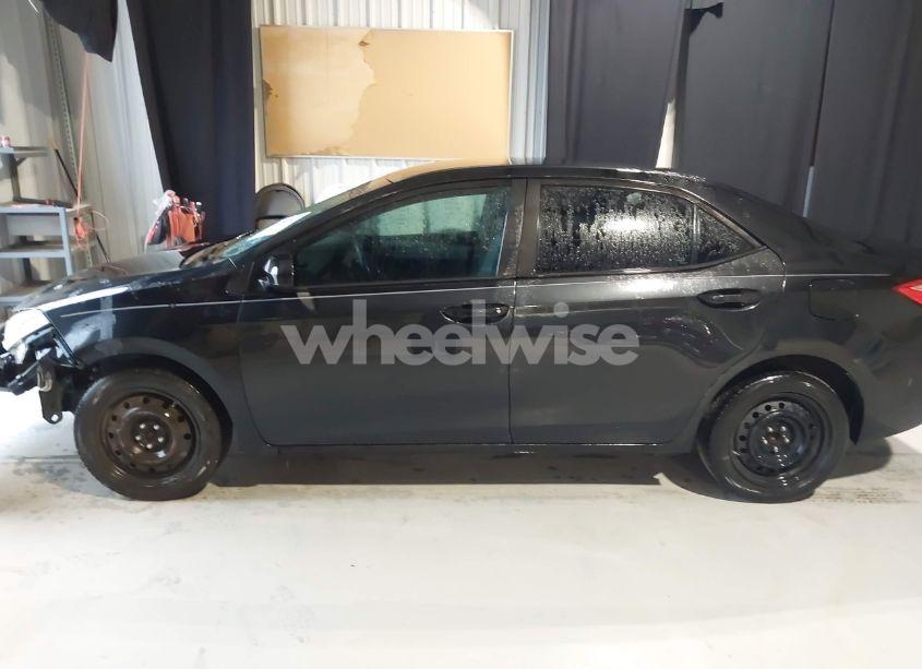 Photo 14 of 2015 Toyota Corolla LE (VIN 5YFBURHE6FP261309)