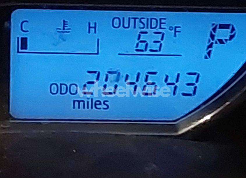 Photo 15 of 2015 Toyota Corolla LE (VIN 5YFBURHE6FP261309)