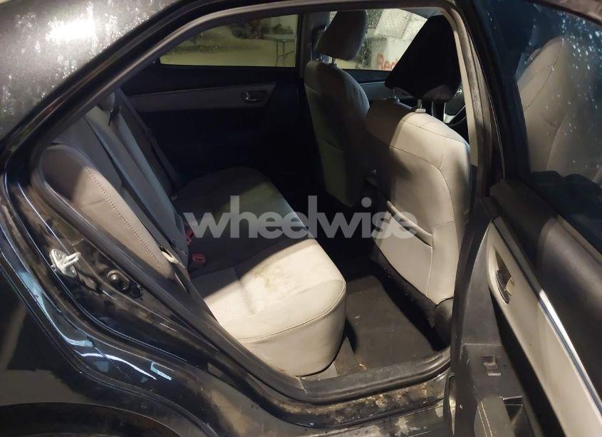 Photo 8 of 2015 Toyota Corolla LE (VIN 5YFBURHE6FP261309)