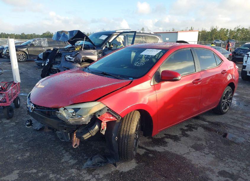 Photo 2 of 2015 Toyota Corolla S PLUS (VIN 5YFBURHE6FP283116)
