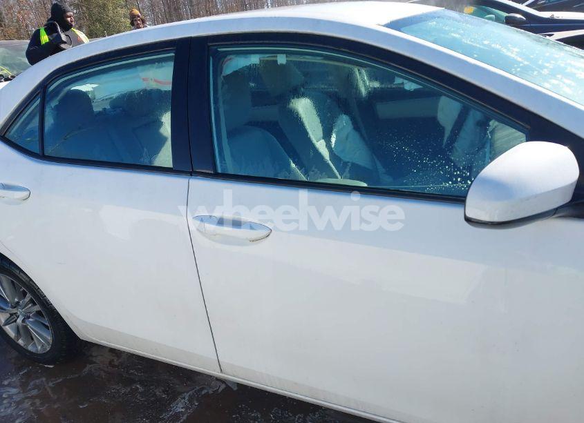 Photo 14 of 2015 Toyota Corolla LE PLUS (VIN 5YFBURHE6FP291815)