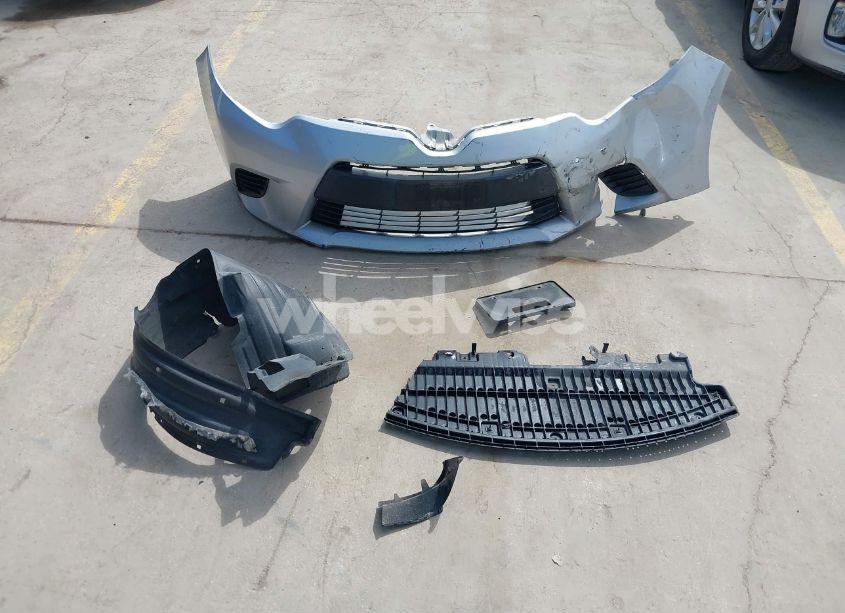 Photo 12 of 2015 Toyota Corolla L (VIN 5YFBURHE6FP294357)