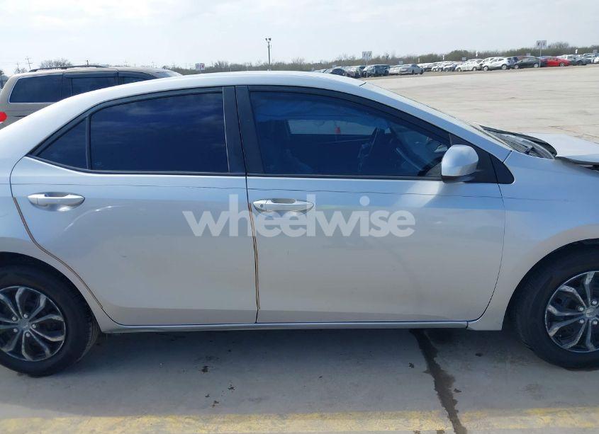 Photo 14 of 2015 Toyota Corolla L (VIN 5YFBURHE6FP294357)