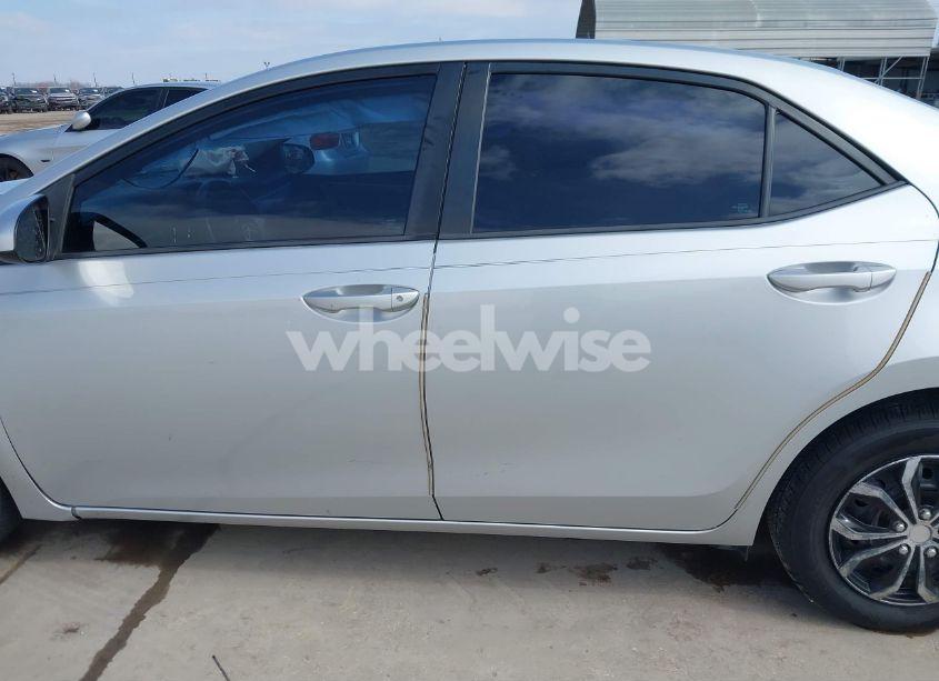 Photo 15 of 2015 Toyota Corolla L (VIN 5YFBURHE6FP294357)