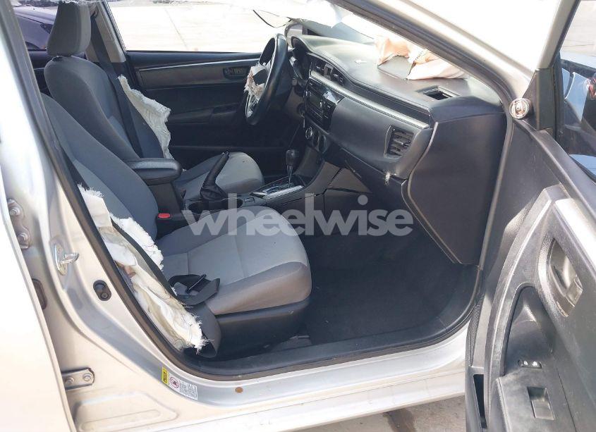 Photo 5 of 2015 Toyota Corolla L (VIN 5YFBURHE6FP294357)