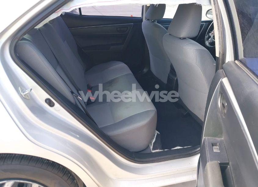 Photo 8 of 2015 Toyota Corolla L (VIN 5YFBURHE6FP294357)