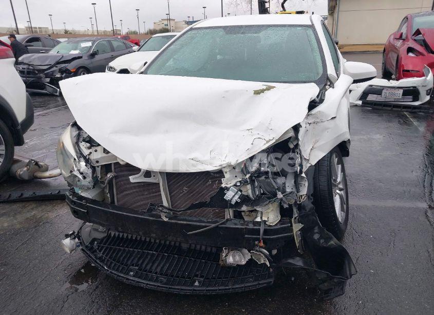 Photo 13 of 2015 Toyota Corolla LE PLUS (VIN 5YFBURHE6FP294665)