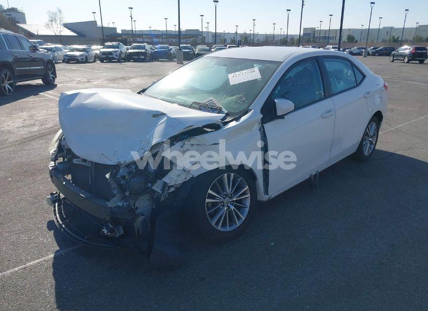 Photo 2 of 2015 Toyota Corolla LE PLUS (VIN 5YFBURHE6FP294665)