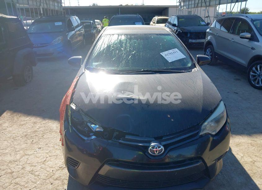 Photo 12 of 2015 Toyota Corolla LE (VIN 5YFBURHE6FP299610)