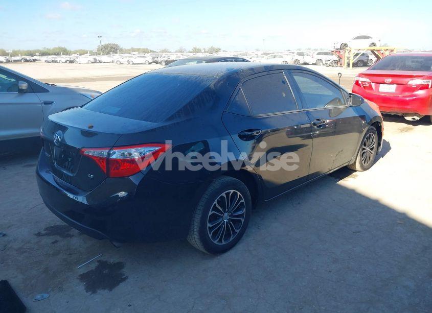 Photo 4 of 2015 Toyota Corolla LE (VIN 5YFBURHE6FP299610)