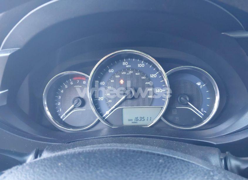 Photo 7 of 2015 Toyota Corolla LE (VIN 5YFBURHE6FP299610)