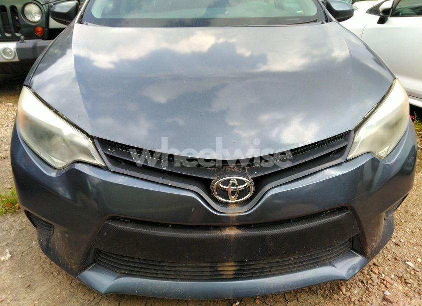 Photo 12 of 2015 Toyota Corolla L (VIN 5YFBURHE6FP302912)