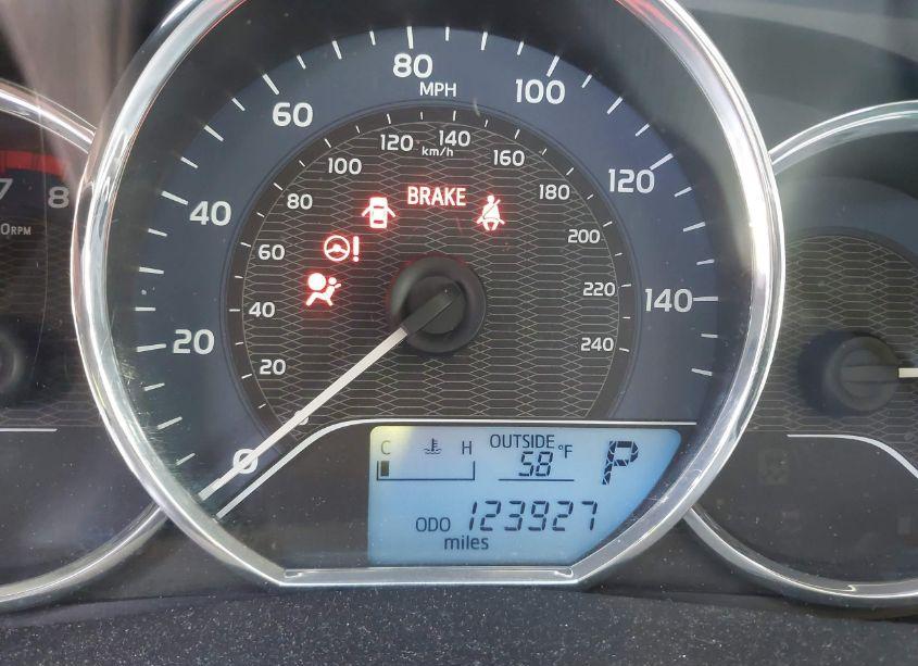 Photo 16 of 2015 Toyota Corolla LE (VIN 5YFBURHE6FP313411)