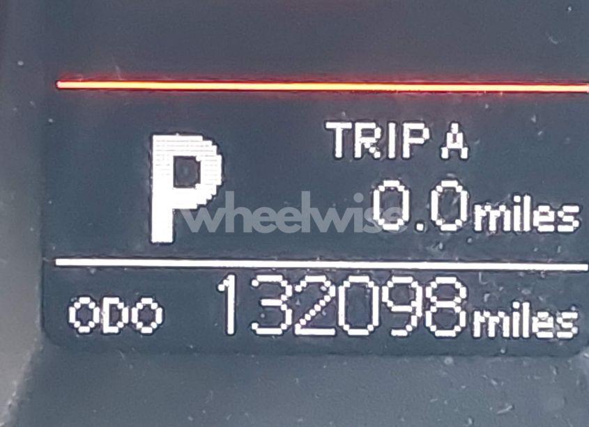 Photo 16 of 2015 Toyota Corolla L/LE/LE PLUS/LE PREMIUM/S/S PLUS/S PREMIUM (VIN 5YFBURHE6FP317846)