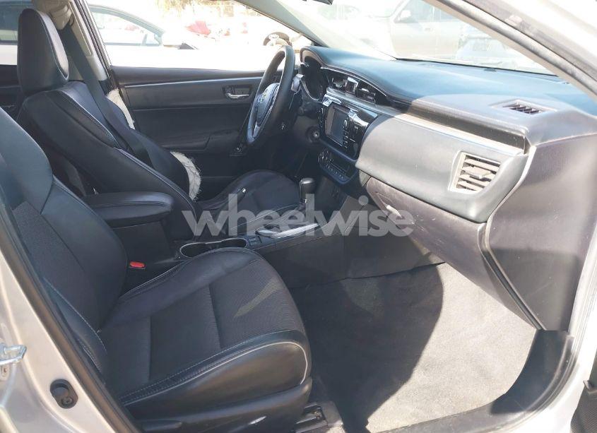 Photo 5 of 2015 Toyota Corolla L/LE/LE PLUS/LE PREMIUM/S/S PLUS/S PREMIUM (VIN 5YFBURHE6FP317846)