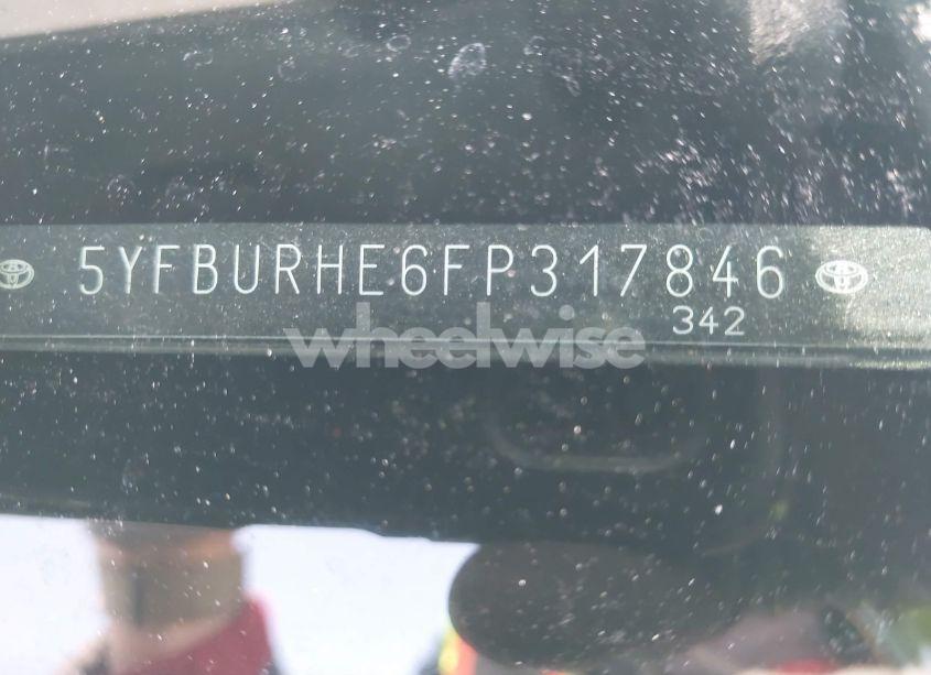 Photo 9 of 2015 Toyota Corolla L/LE/LE PLUS/LE PREMIUM/S/S PLUS/S PREMIUM (VIN 5YFBURHE6FP317846)