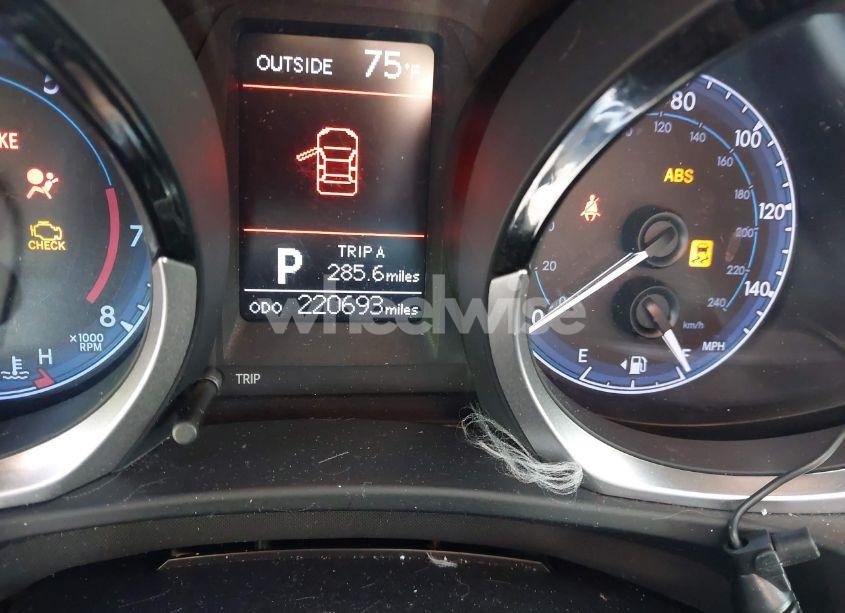 Photo 7 of 2015 Toyota Corolla S PLUS (VIN 5YFBURHE6FP349776)