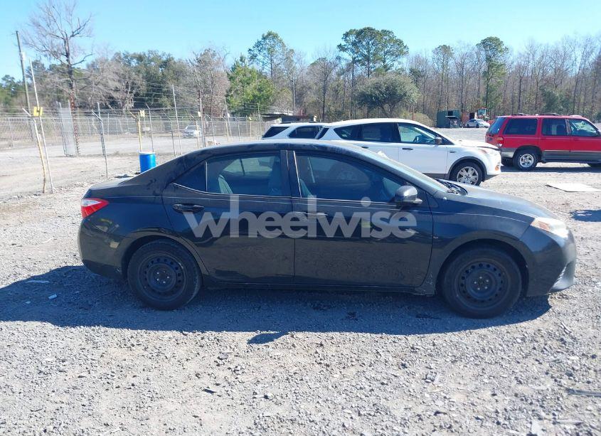 Photo 13 of 2016 Toyota Corolla LE (VIN 5YFBURHE6GP378289)