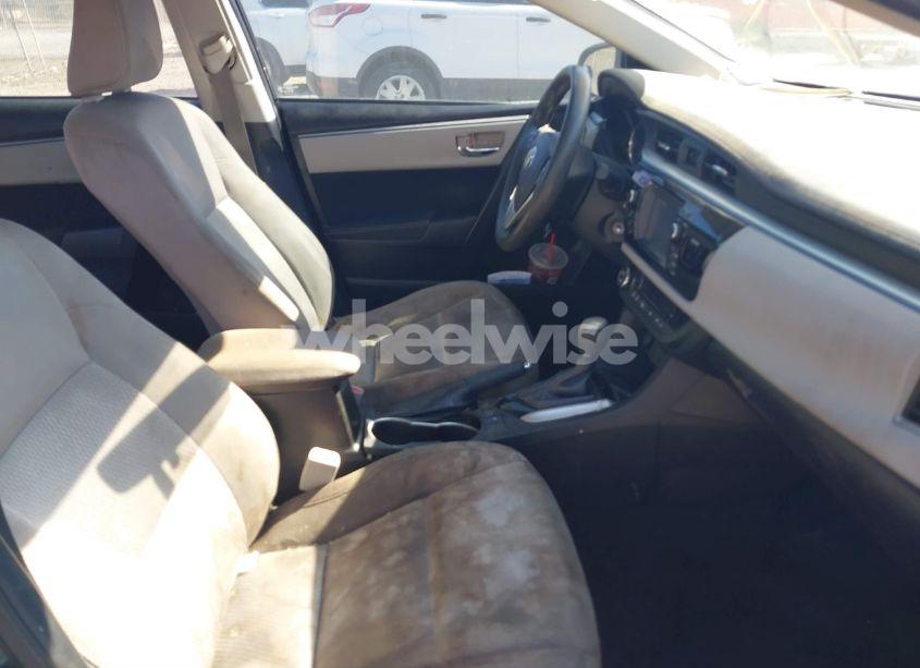 Photo 5 of 2016 Toyota Corolla LE (VIN 5YFBURHE6GP378289)