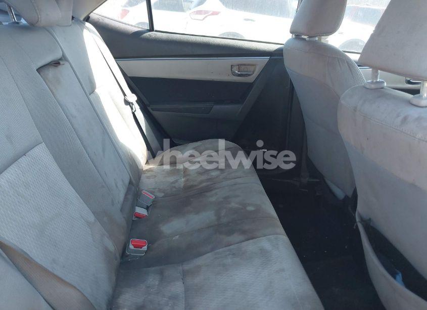 Photo 8 of 2016 Toyota Corolla LE (VIN 5YFBURHE6GP378289)