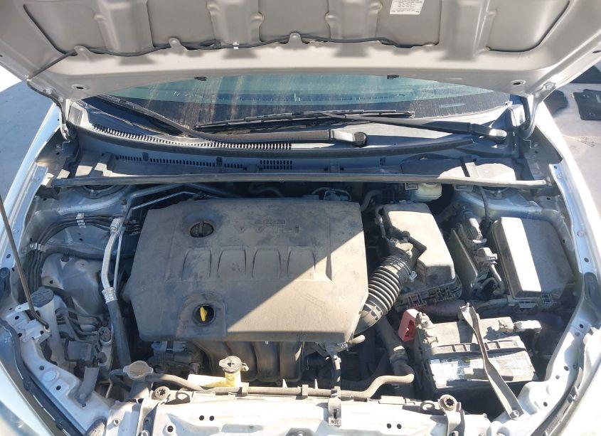 Photo 10 of 2016 Toyota Corolla LE (VIN 5YFBURHE6GP397988)